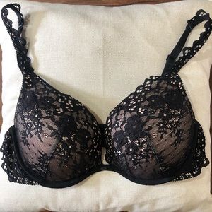 Victoria’s Secret Push-Up Black Lace Bra